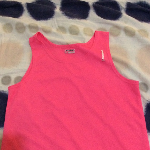 Pink Workout Top💕 - Picture 4 of 7